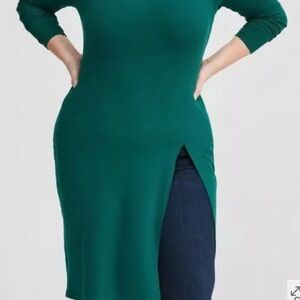 Supersoft Ribbed Scoop Neck Asymmetrical Hem fitted top- NWT